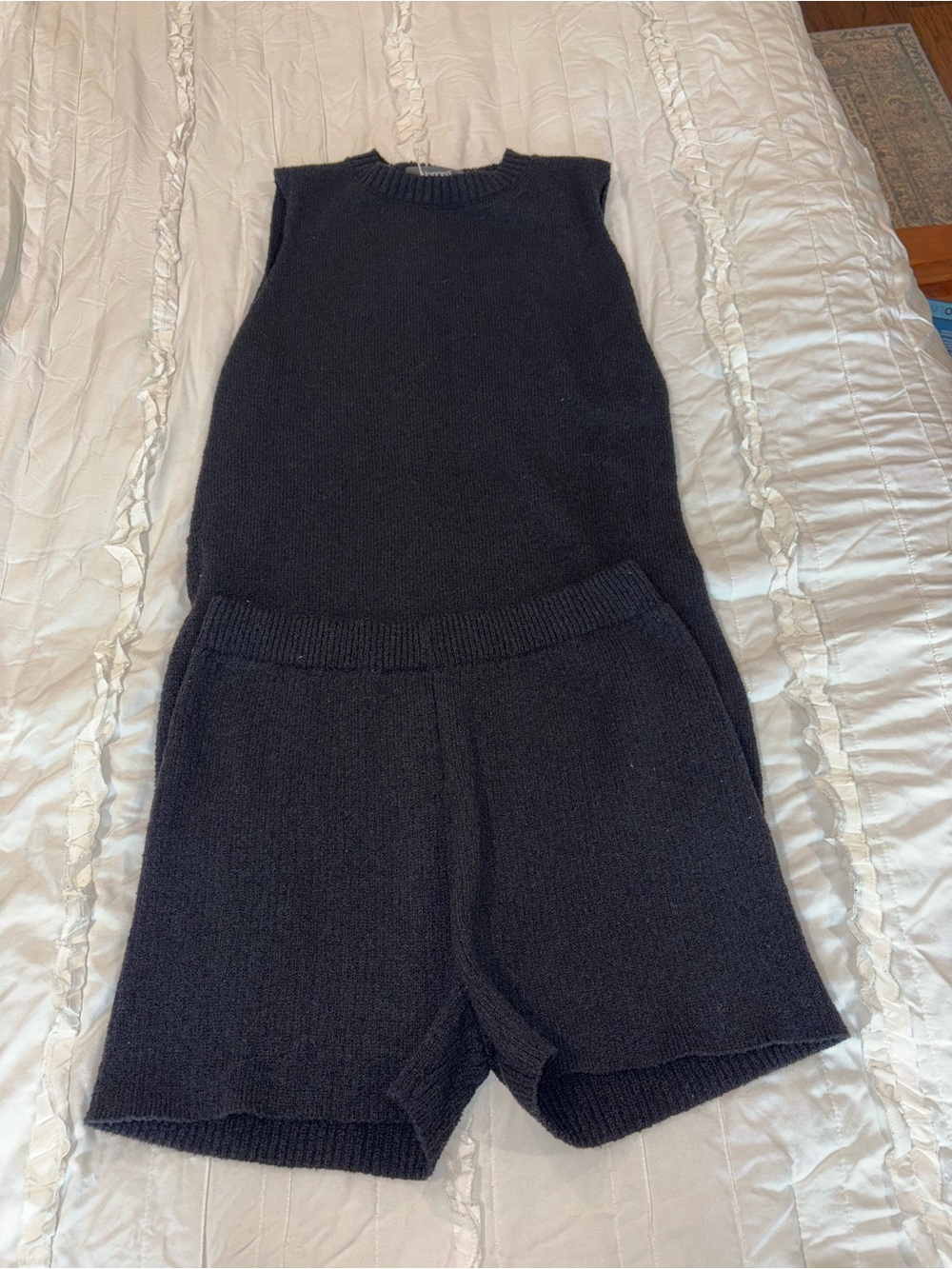 Amazon Women's Summer Sleeveless Sweater Set